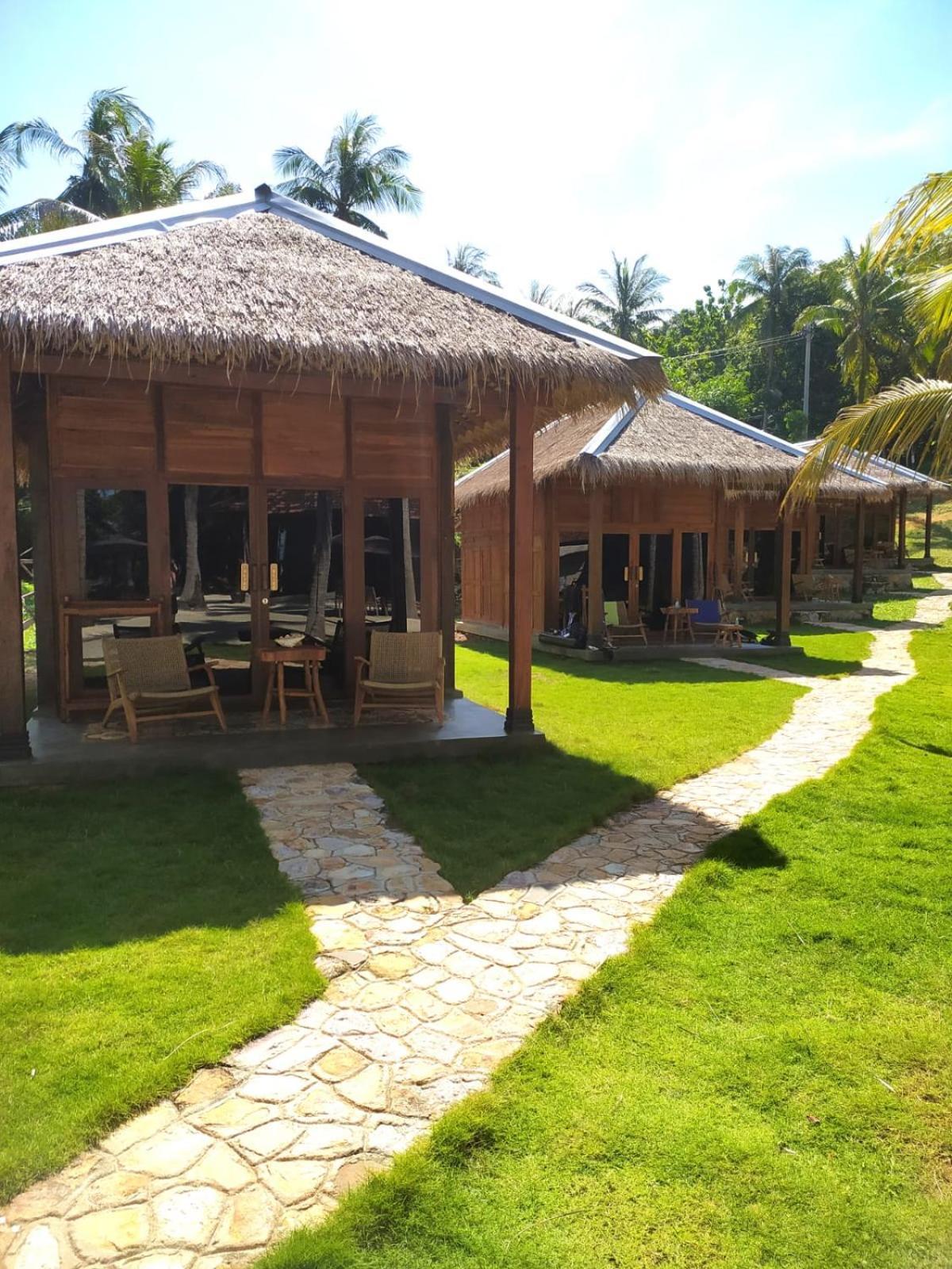 Eco Casa Hotel Karimunjawa Exterior photo